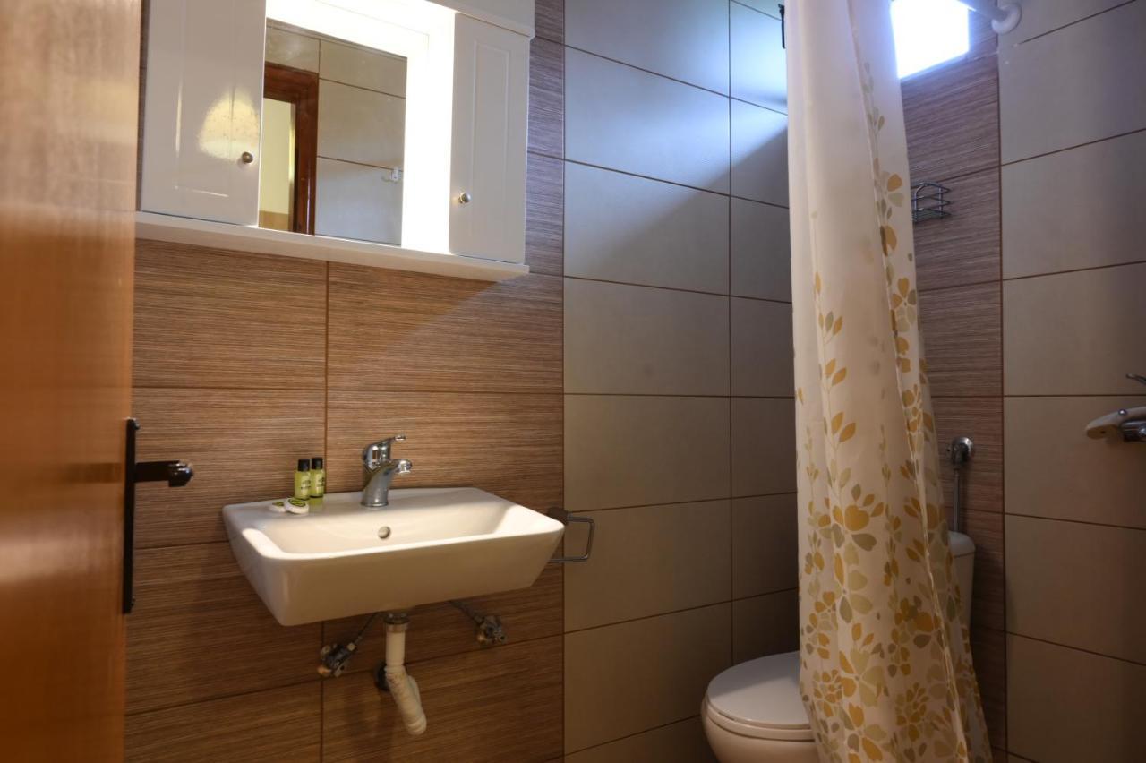 Hotel Geromichalos Paralía Skotínis Εξωτερικό φωτογραφία