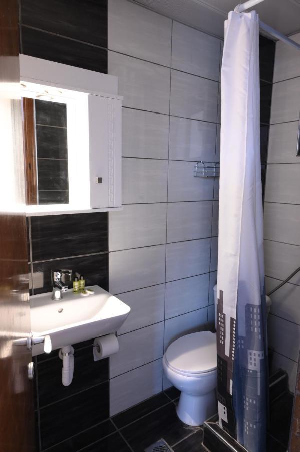 Hotel Geromichalos Paralía Skotínis Εξωτερικό φωτογραφία
