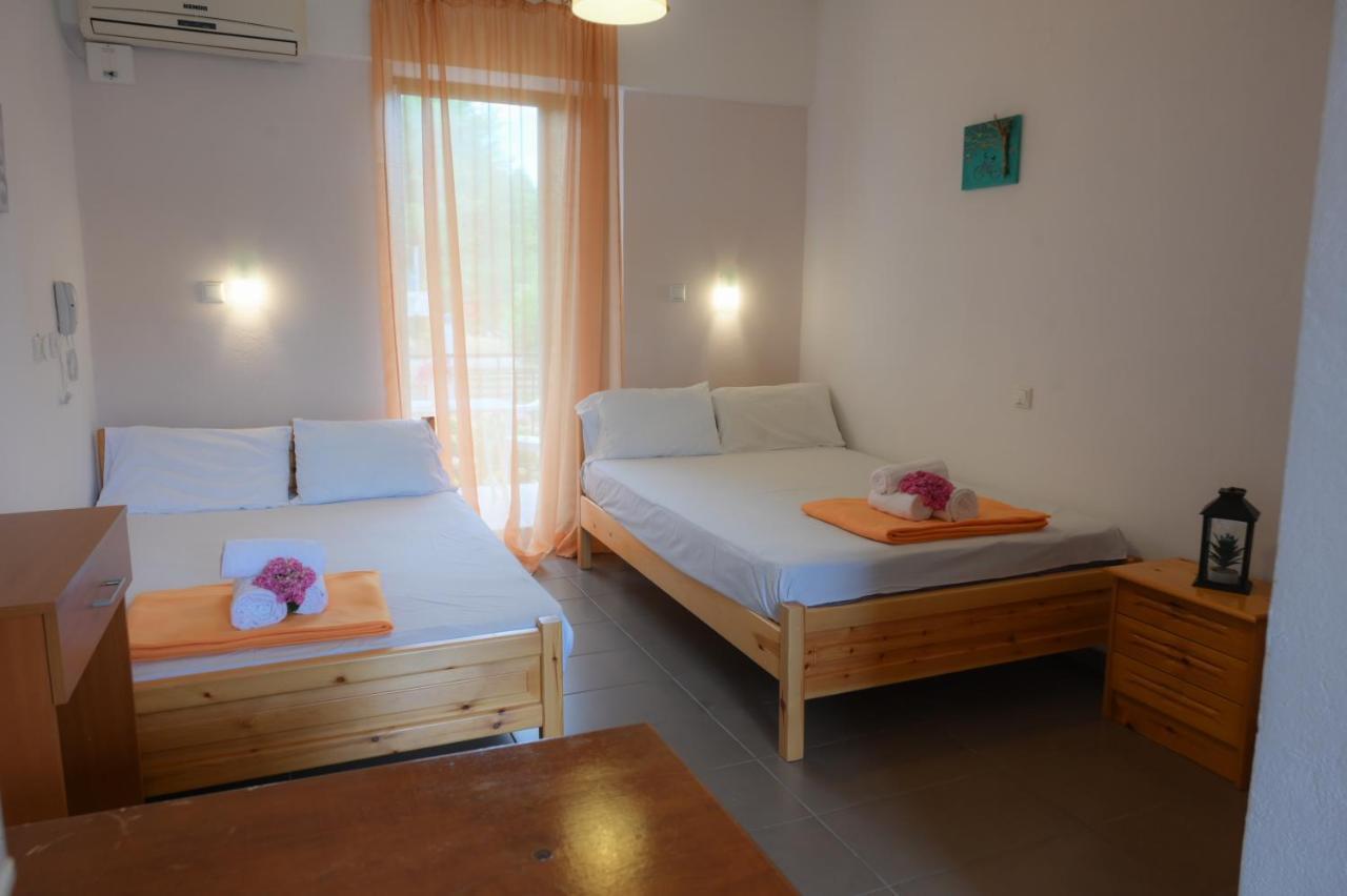 Hotel Geromichalos Paralía Skotínis Εξωτερικό φωτογραφία