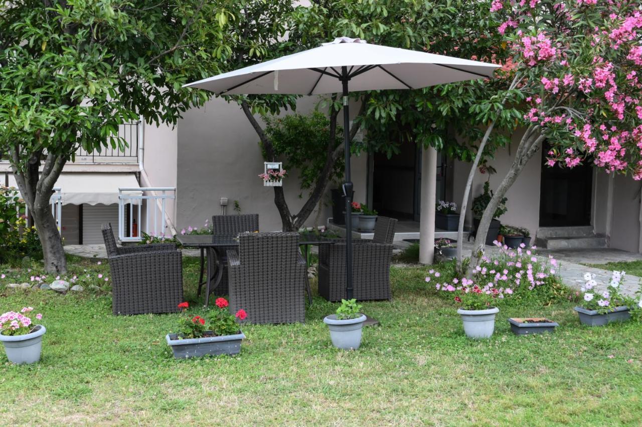 Hotel Geromichalos Paralía Skotínis Εξωτερικό φωτογραφία