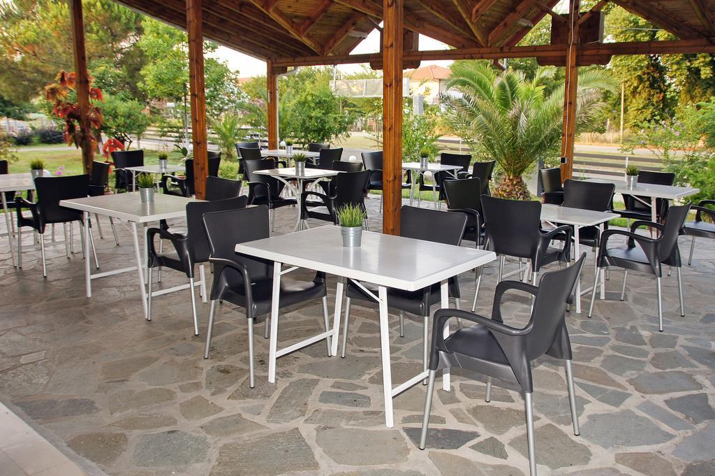 Hotel Geromichalos Paralía Skotínis Εξωτερικό φωτογραφία