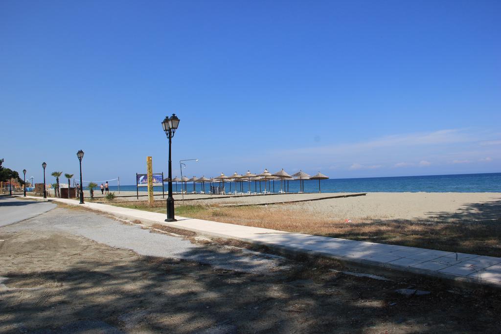 Hotel Geromichalos Paralía Skotínis Εξωτερικό φωτογραφία