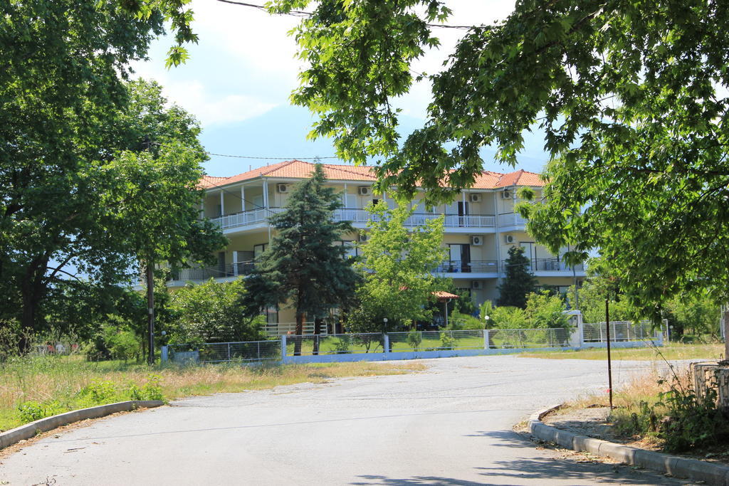 Hotel Geromichalos Paralía Skotínis Εξωτερικό φωτογραφία